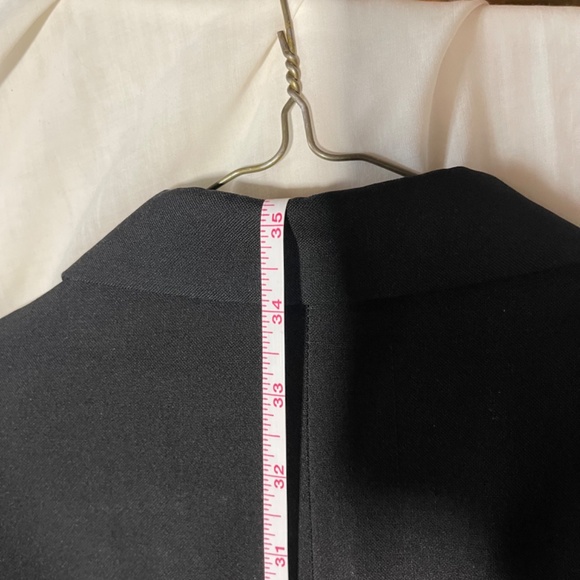 Chaps Ralph Lauren Tuxedo Coat. Single Breast 2 Button. Satin Lapels. 43L” Black - Picture 6 of 8